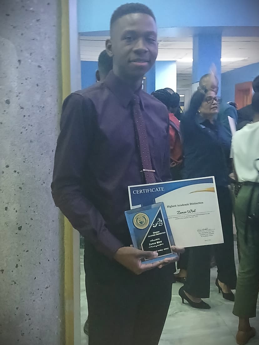 Zamar Graduation Picture 1